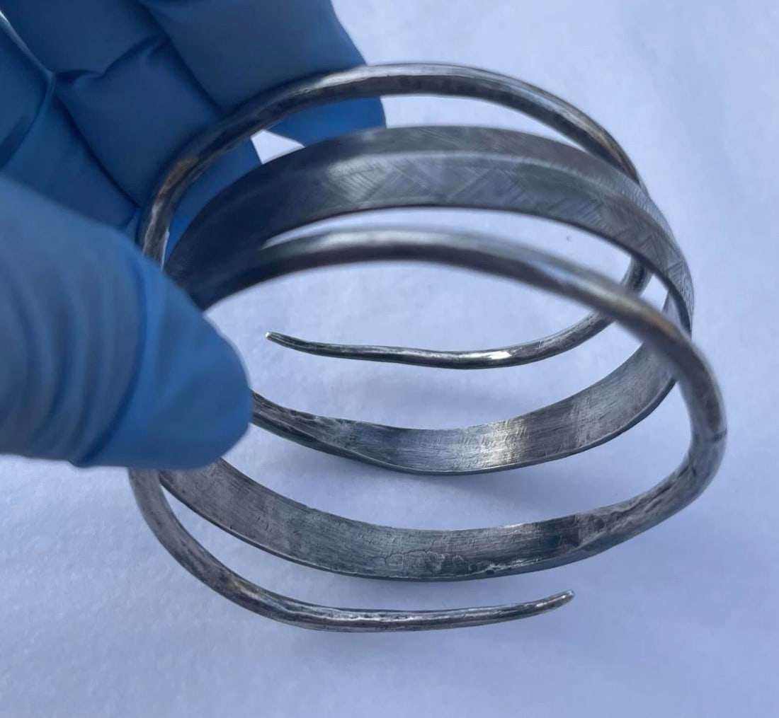 1980s Hmong Hill Tribe Sterling Silver Triple Wrap Bracelet - 3
