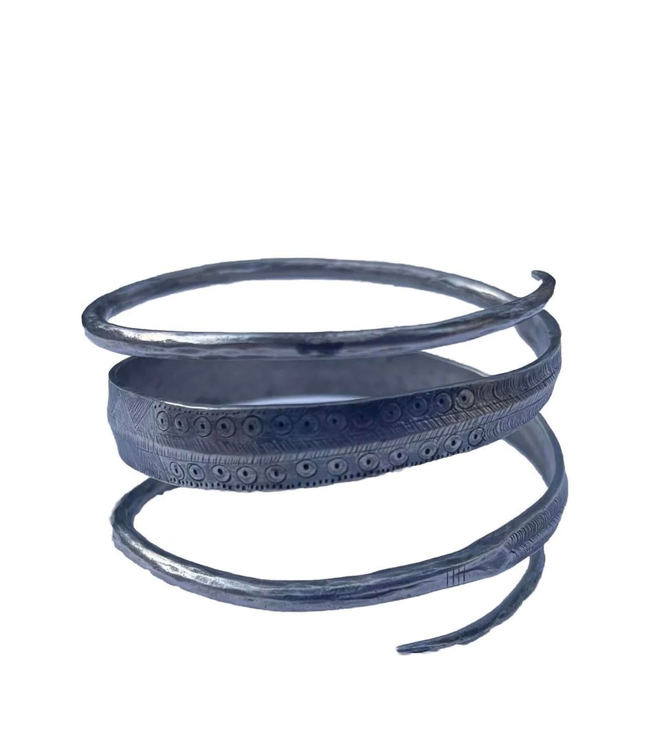 1980s Hmong Hill Tribe Sterling Silver Triple Wrap Bracelet - 5