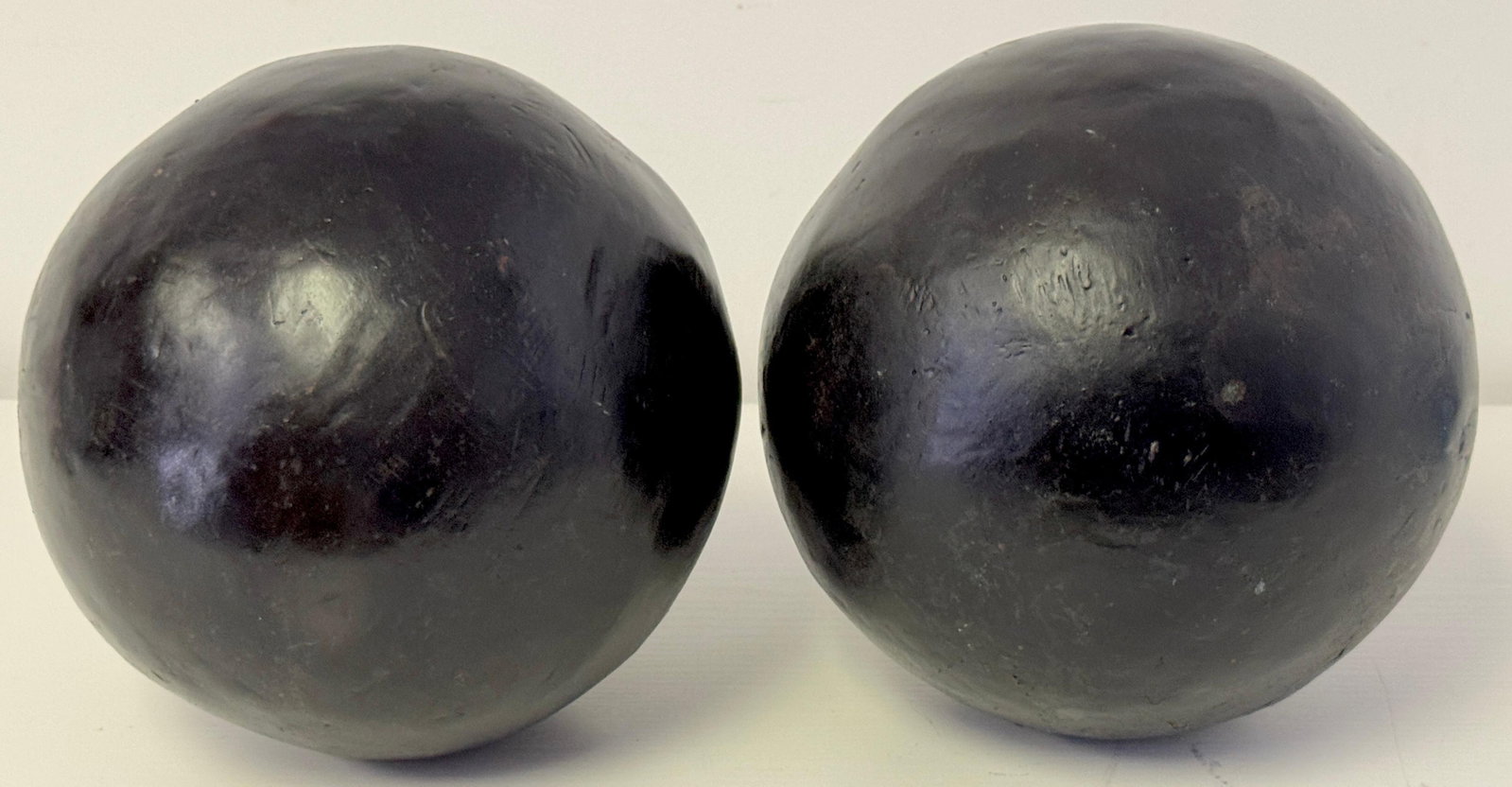 Pair of Modern Artisan Bronze Garden 8" Balls/Spheres, Late 20th Century - 13