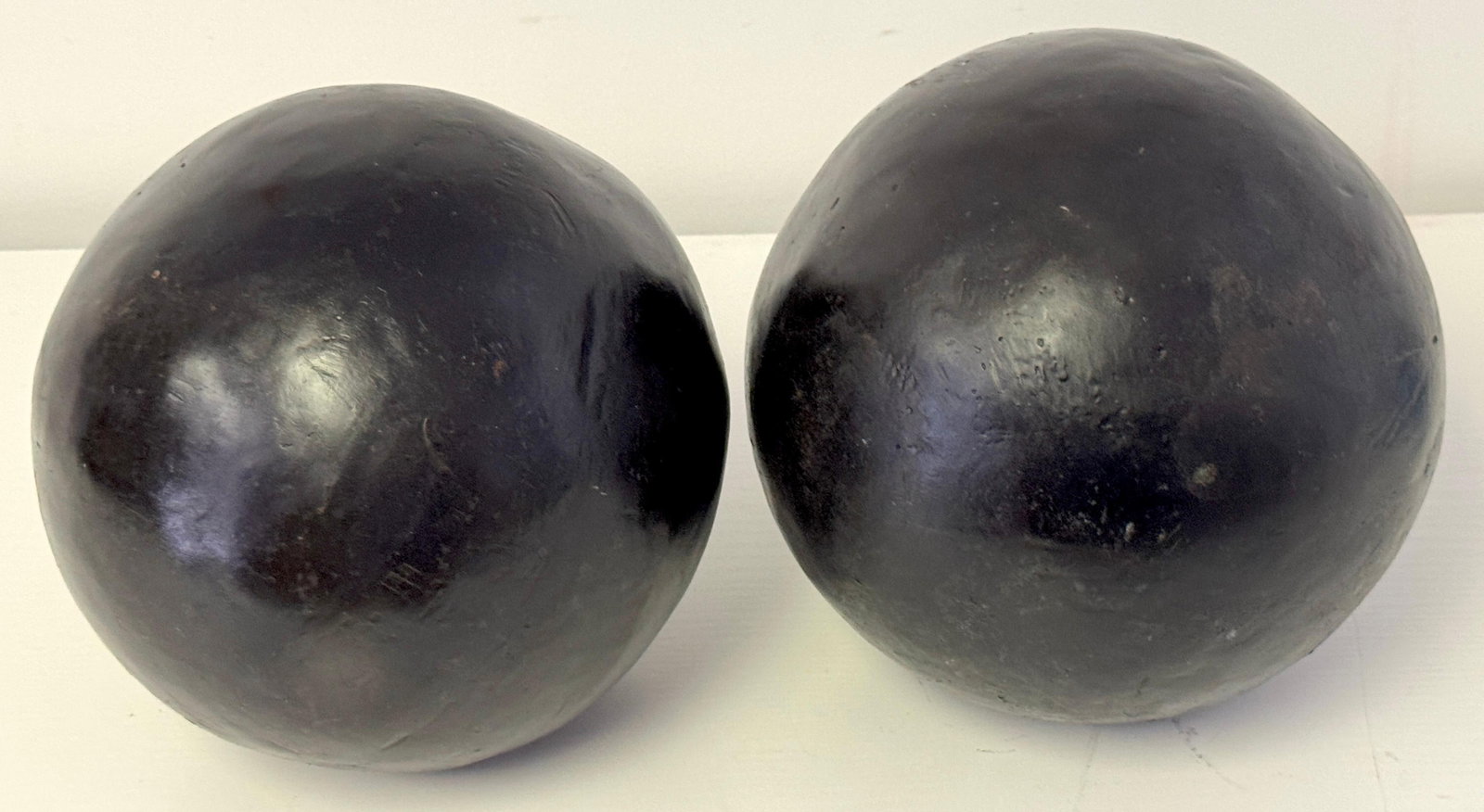 Pair of Modern Artisan Bronze Garden 8" Balls/Spheres, Late 20th Century - 2