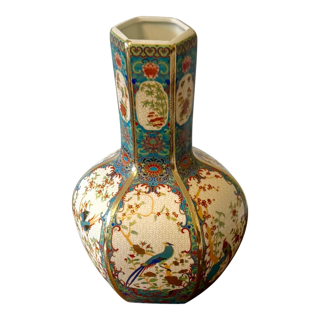 Meija Era Cloisonne Vase: In the enchanting era of Meiji, a time when Japan was embracing the beauty of both traditional and innovation, this Cloisonne vase was crafted with delicate precision in the late 19th century. The