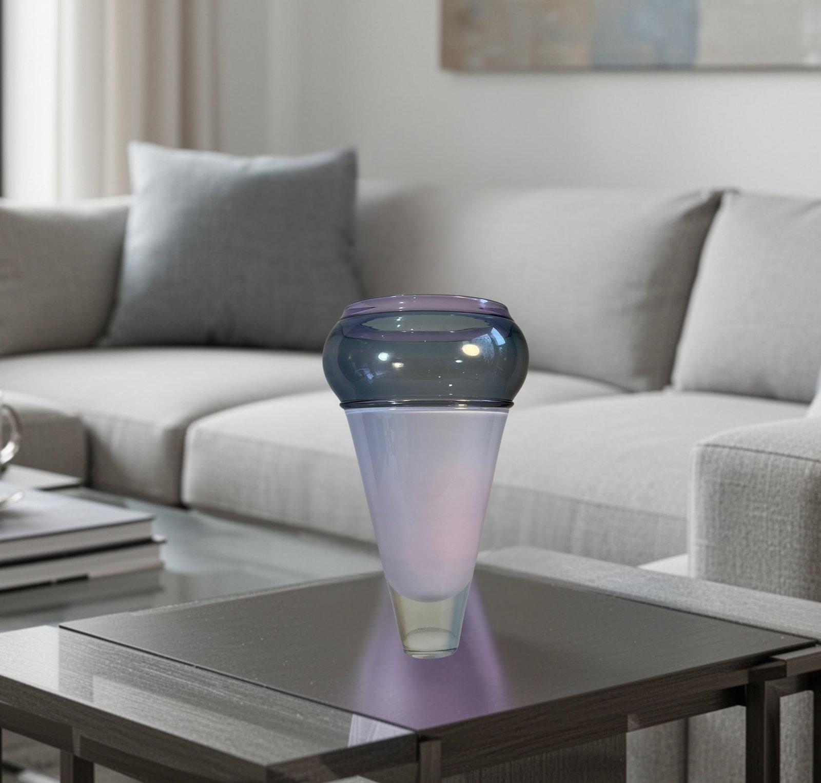 Art Glass Lavender Gray Cone Shaped Vase Brand & Greenberg 1986 - 16