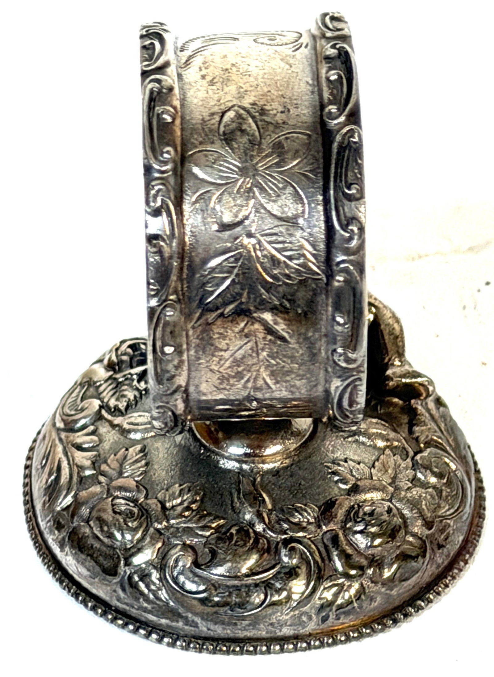 Victorian Figural Winged Cherub Silverplate Napkin Ring by Wilcox Silver Co. - 5