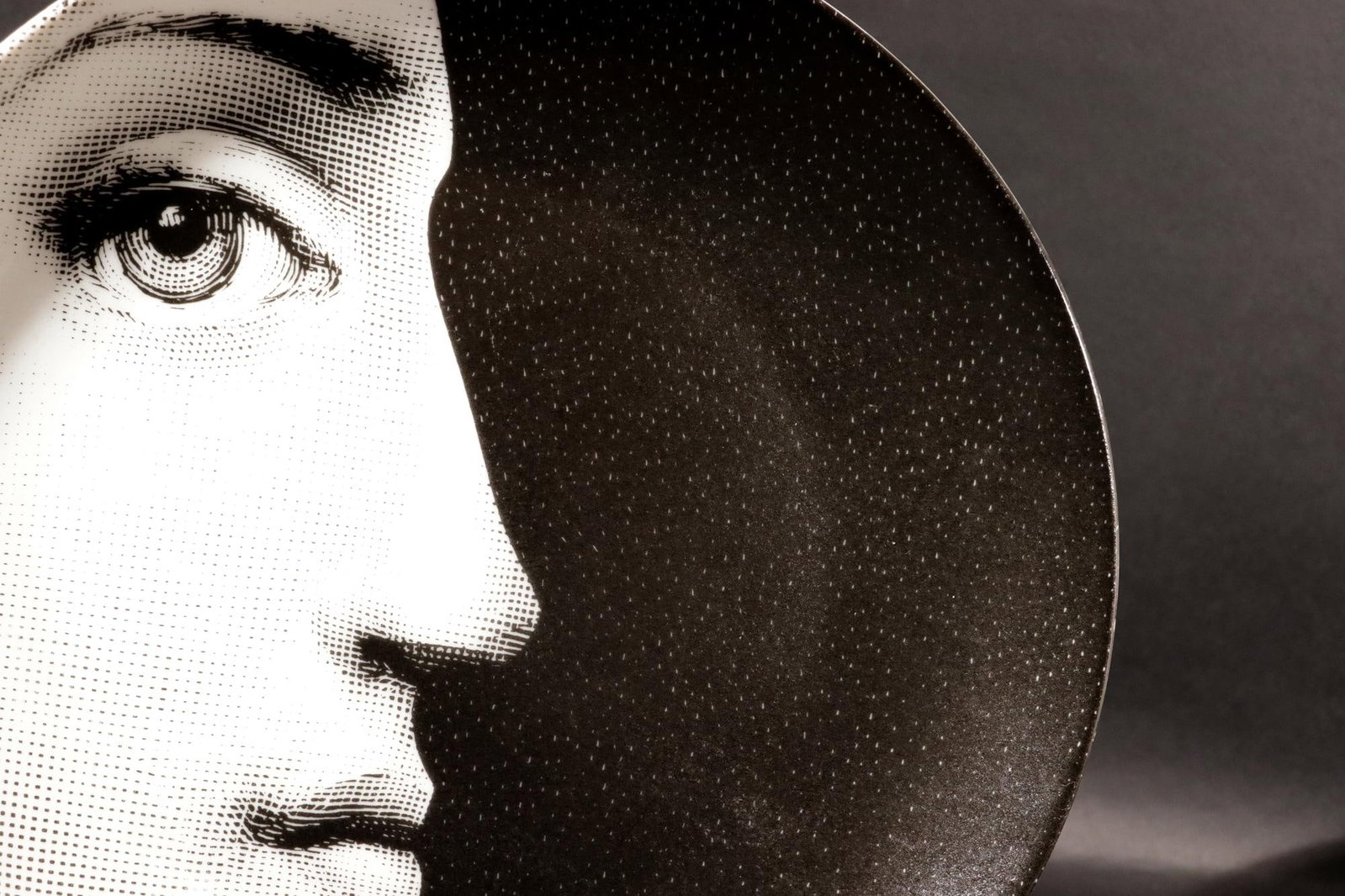 Fornasetti Porcelain Themes & Variation Plate, Number 114 - 4