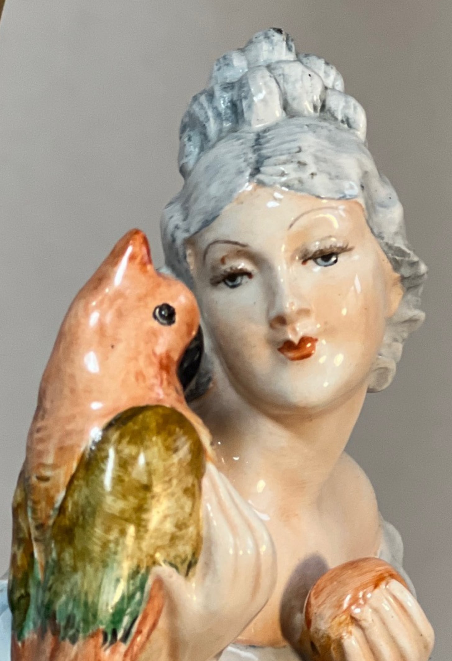 Bertolotti Capodimonte Signed Arturo Pannunzio Porcelain Rococo Lady With a Parrot Table Lamp - 2
