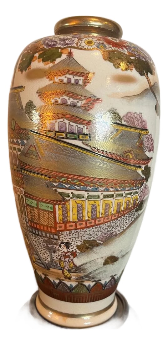 Antique Japanese Satsuma Vase Meiji Koshida Signed Shimazu Crest Pagoda 10": Exquisite antique Japanese Satsuma earthenware vase, dating to the late Meiji/early Taisho era. This piece features the prestigious Shimazu family crest and is signed by the Koshida workshop. The