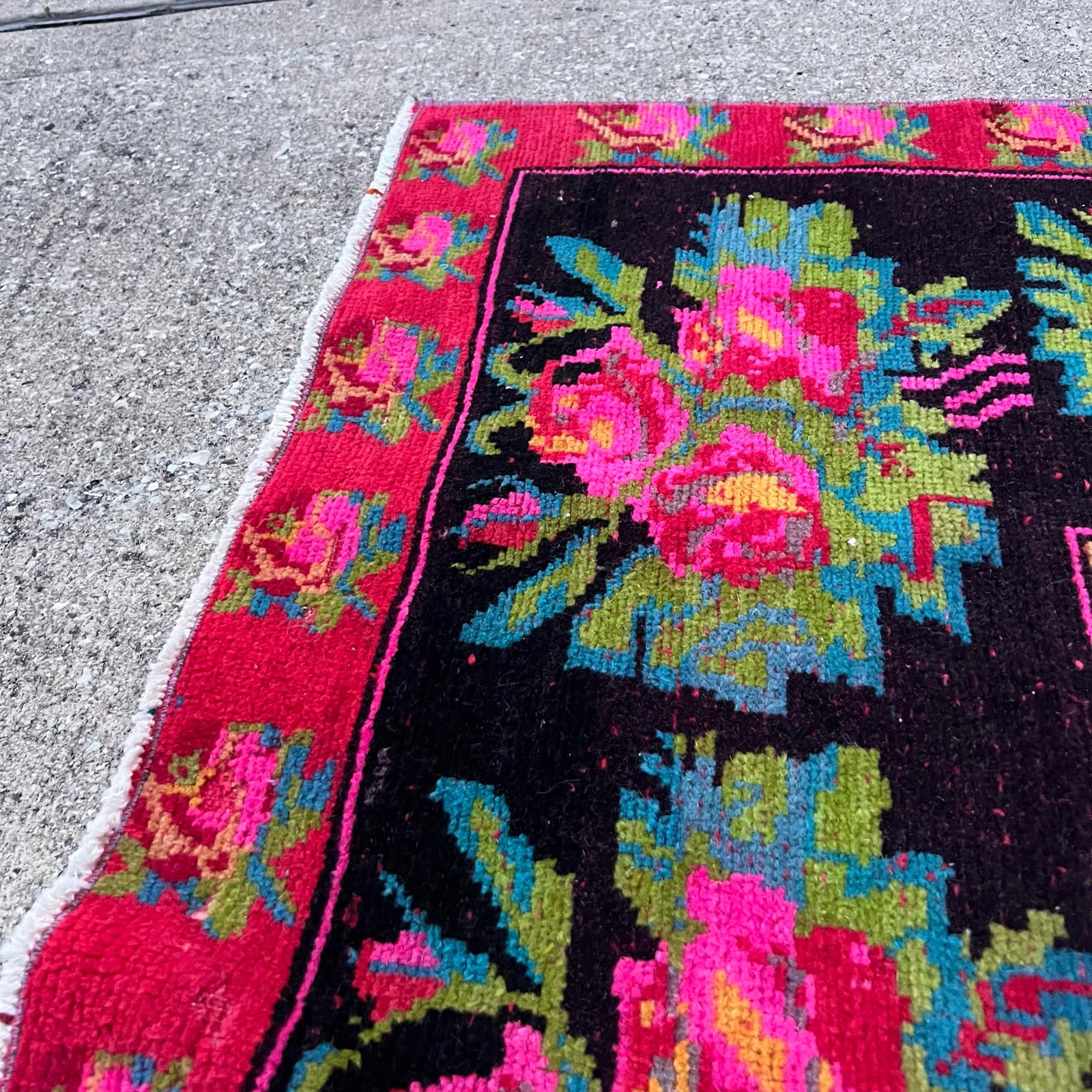1930s Vintage Karabakh Rug Caucasian Handwoven Wool on Cotton Foundation pinkVibrant Floral Rug - - 4