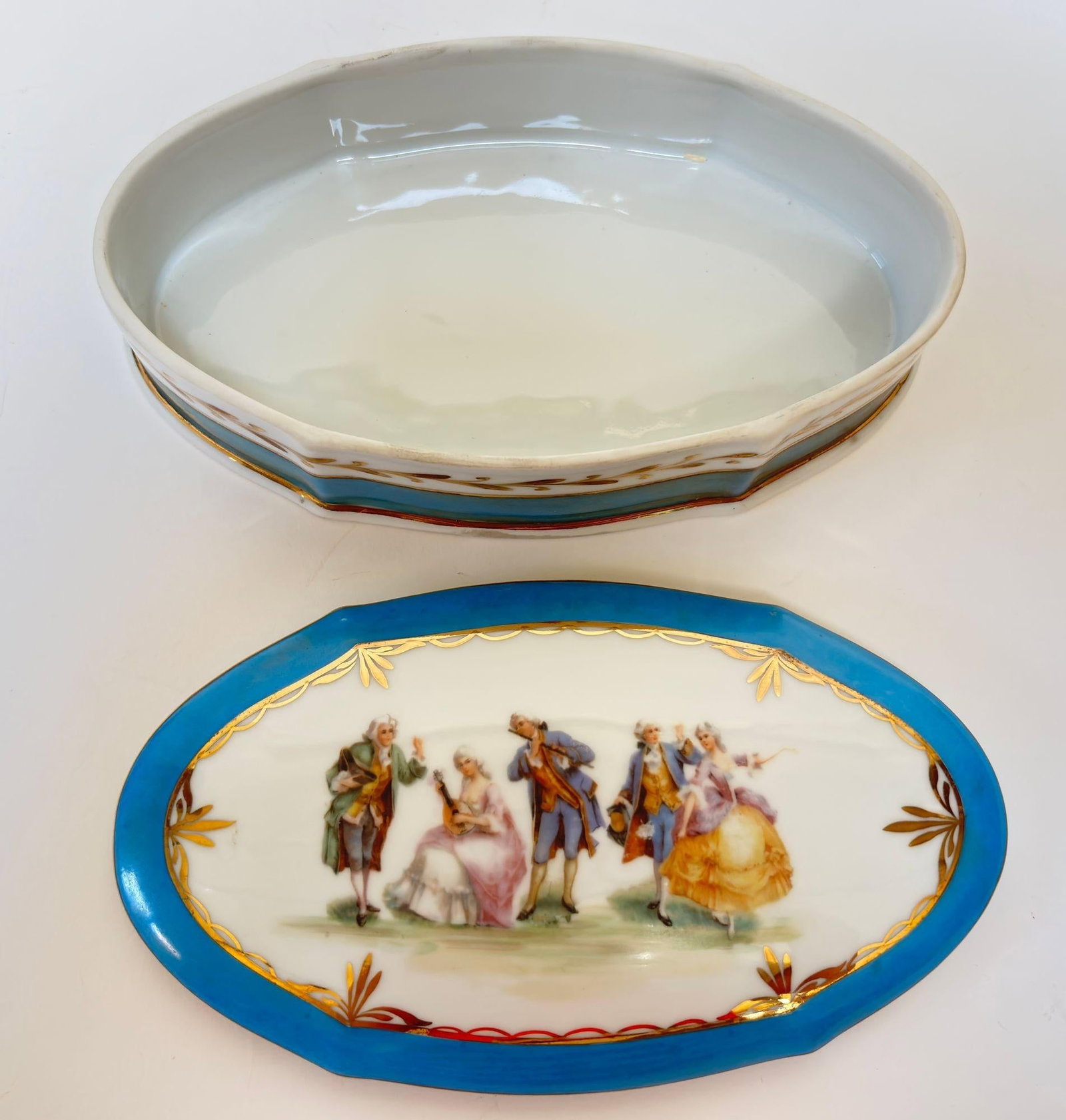 Limoges Porcelain Romantic Scene Box, Sevres Style, William Guerin & Co., France - 4