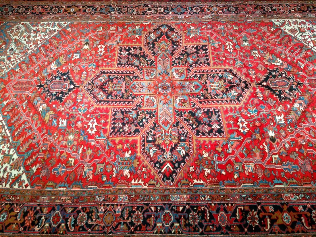 Antique Oversize Heriz Rug, Wool With Vegetable Dyes, Nw Persia, 1920s - 10