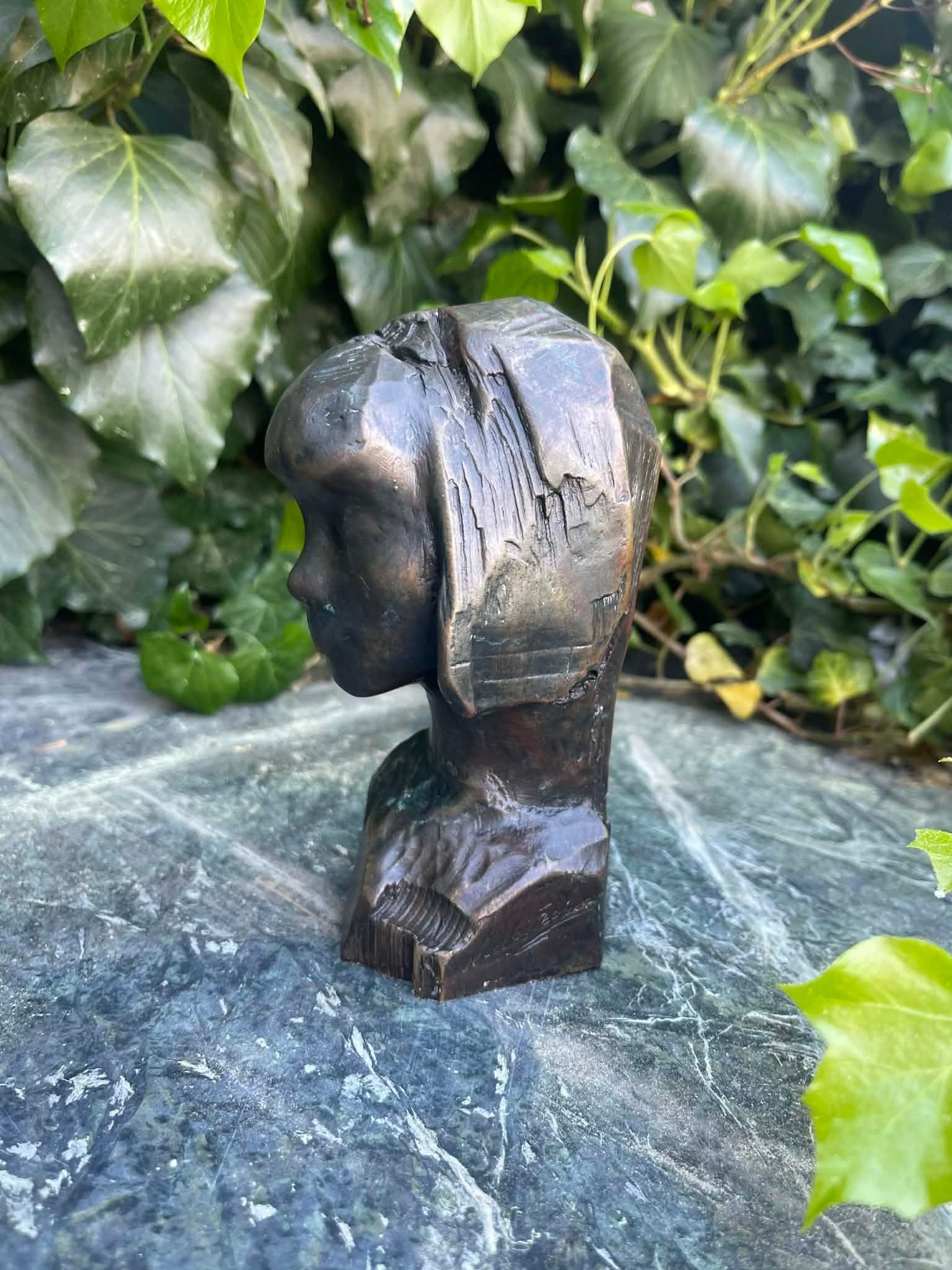 Mid 20th Century Bronze Sculpture "Taos Beauty" by Nicolai Fechin – Native American Portrait - 4