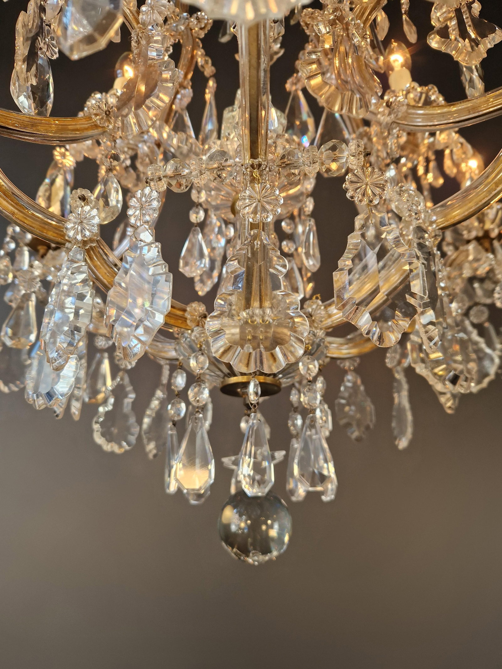 Antique Crystal Chandelier Maria Theresa Style 18th Century Faceted Light Effect - 4