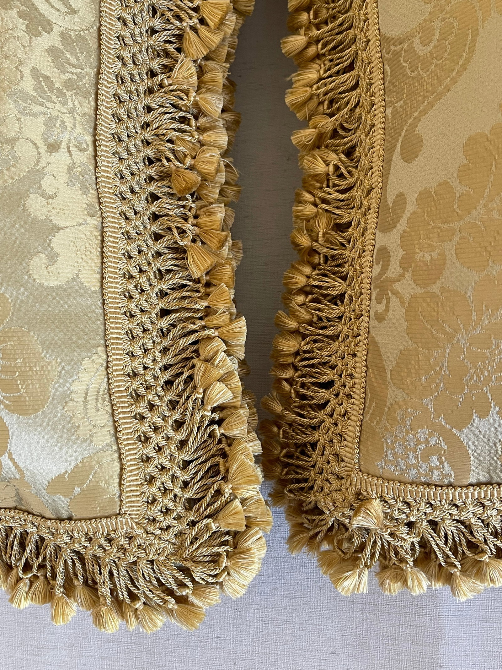 Vintage Italian Fortuny Silk Feather Down Pillows Pair - 4
