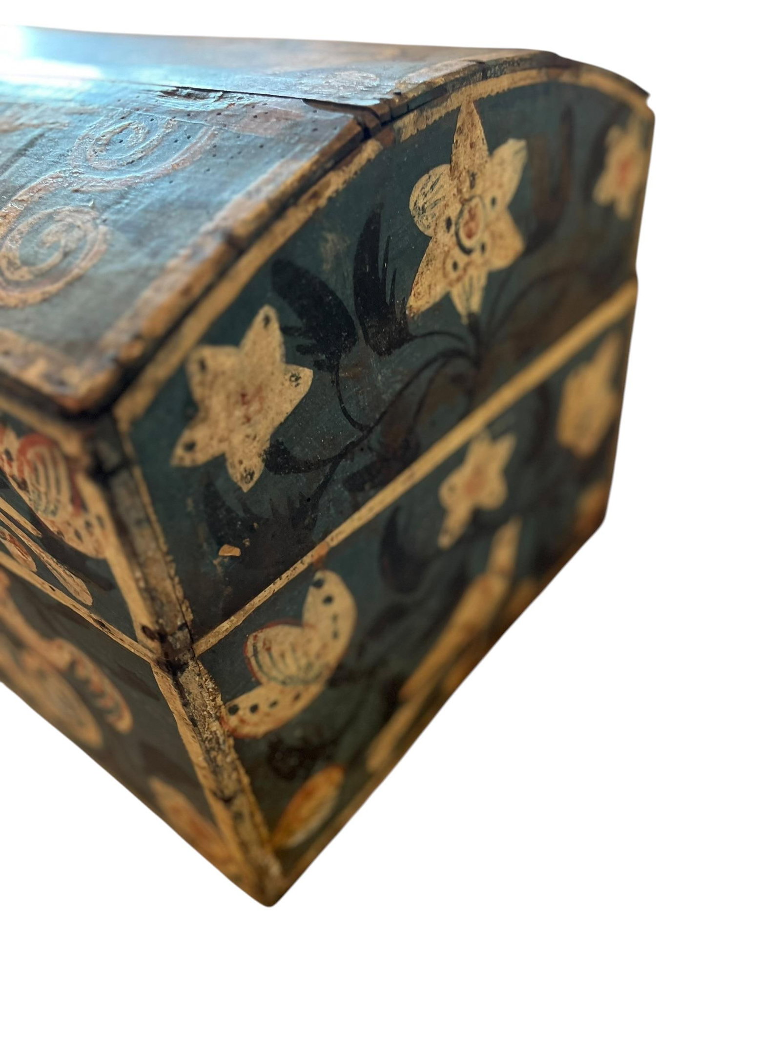 Large French Marriage Chest - 5
