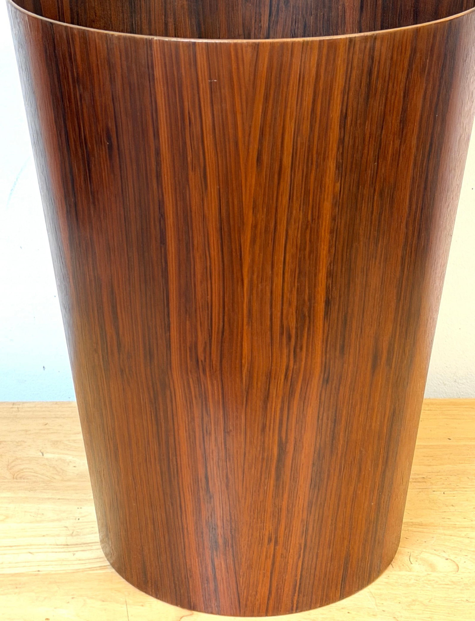 Oversized Swedish Modern Figured Rosewood Wastebasket Sweden, circa 1960s - 8