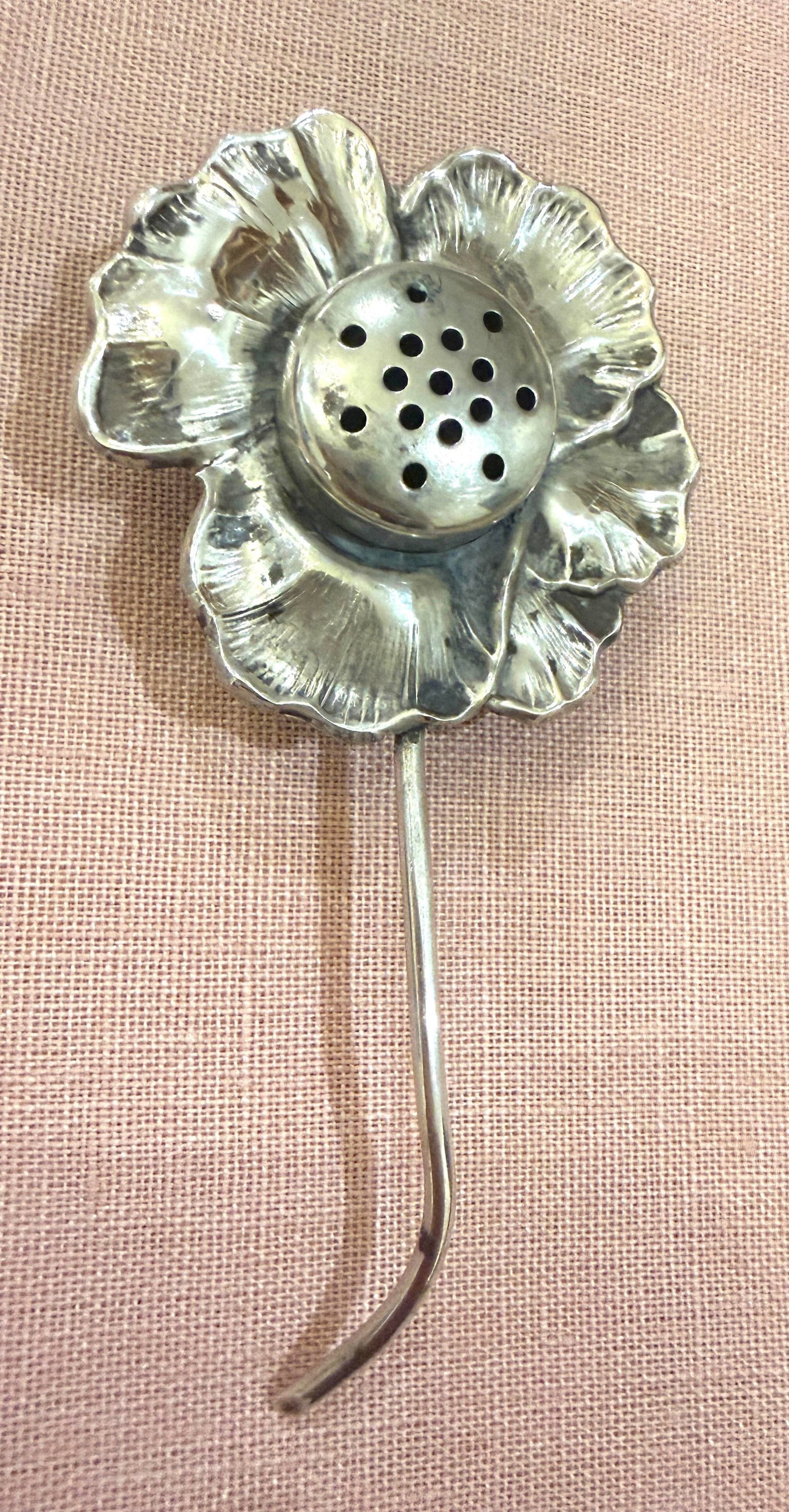 Mid 20th Century Sterling Flower Salt & Pepper Shakers - 5