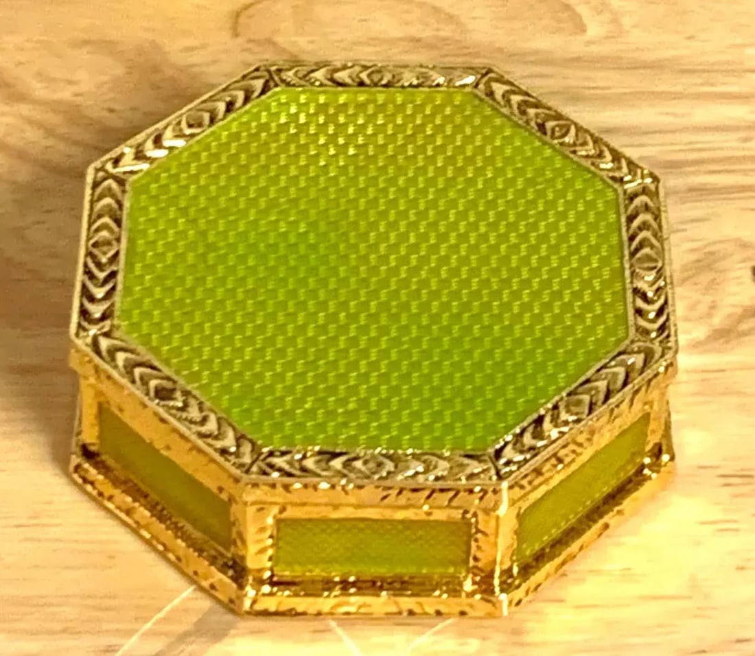 Late 20th Century Neoclassical Octagonal Green Guilloche & Ormolu Box, After Faberge - 2