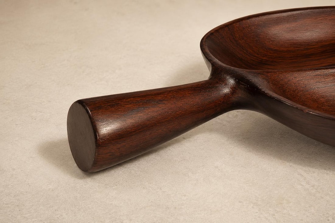 1960s Brazilian Rosewood Leaf-Form Serving Tray / Sculptural Organic Modern Hand-Carved Tray / Mid-C - 4