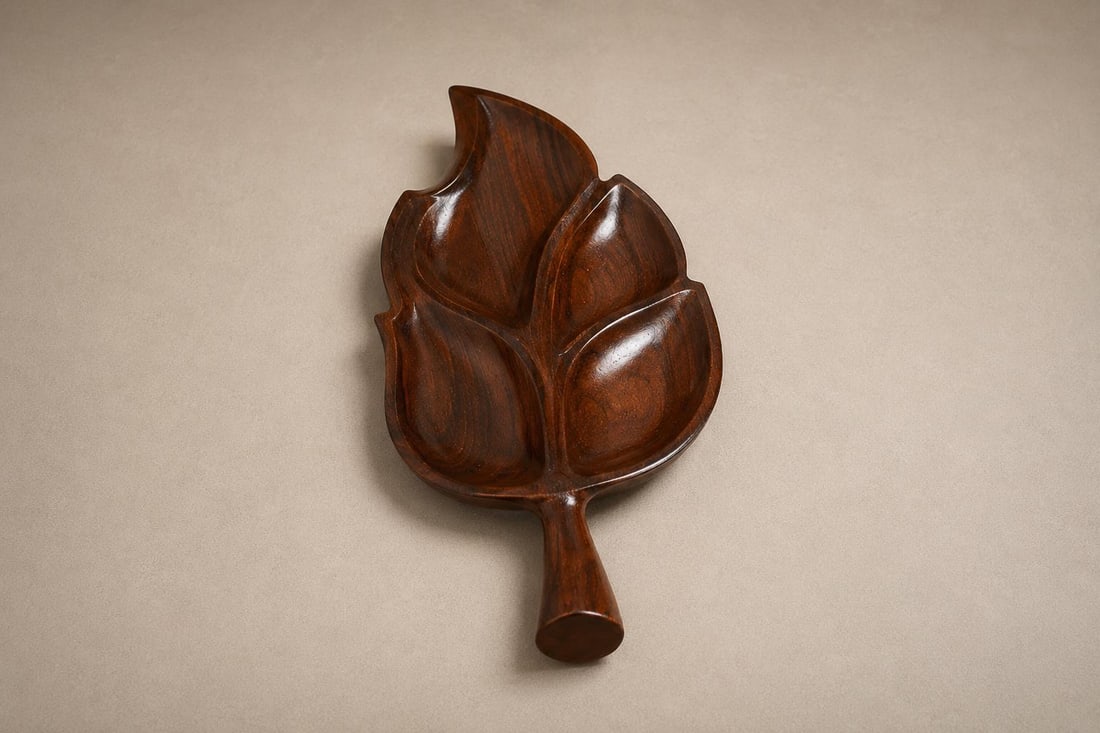 1960s Brazilian Rosewood Leaf-Form Serving Tray / Sculptural Organic Modern Hand-Carved Tray / Mid-C - 6