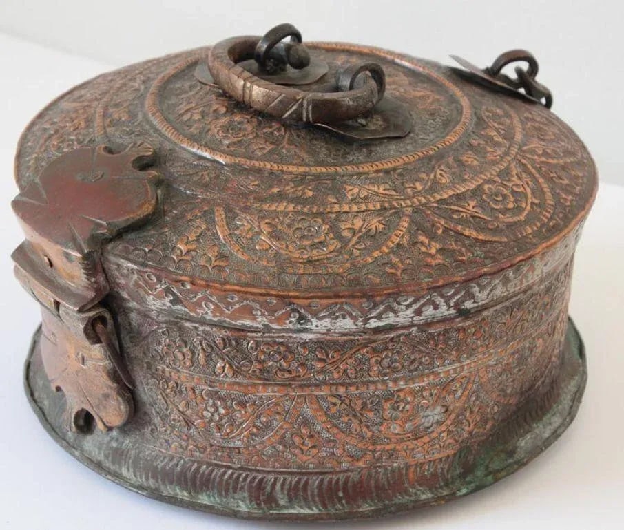 Antique South Asian Mughal Round Tinned Copper Box With Lid India 19th Century - 8