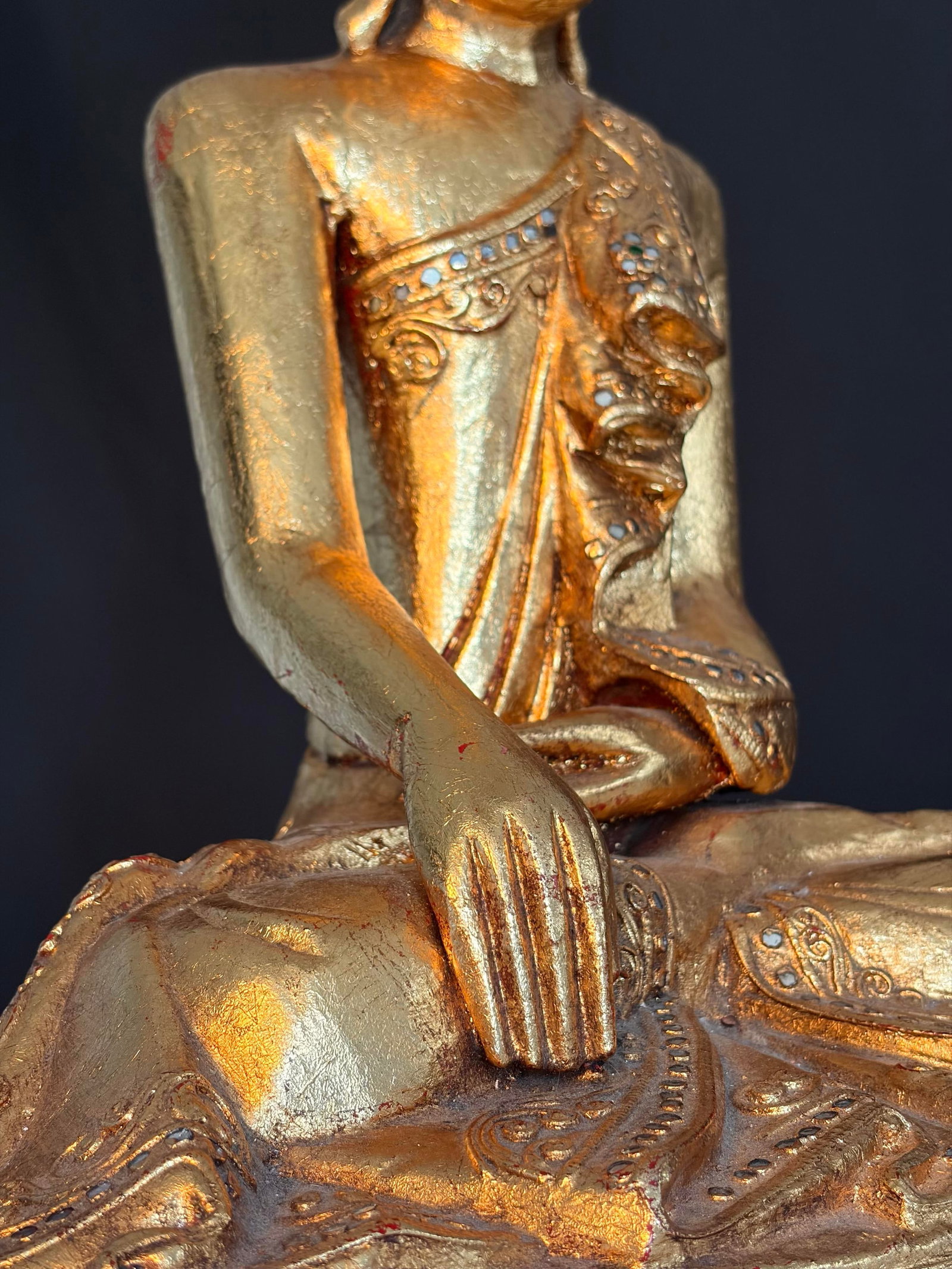 Vintage Carved Burmese Giltwood Seated Buddha With Sequin Accents - Lotus Style - 5