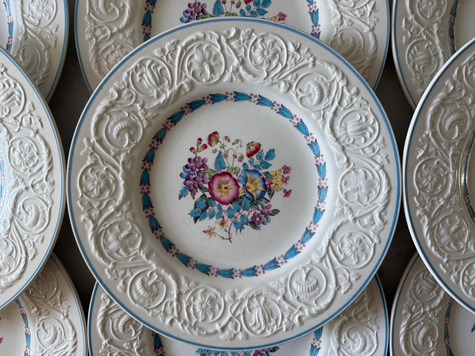 Set of 9 Wedgwood Dinner Plates in the Morning Glory Pattern - 4