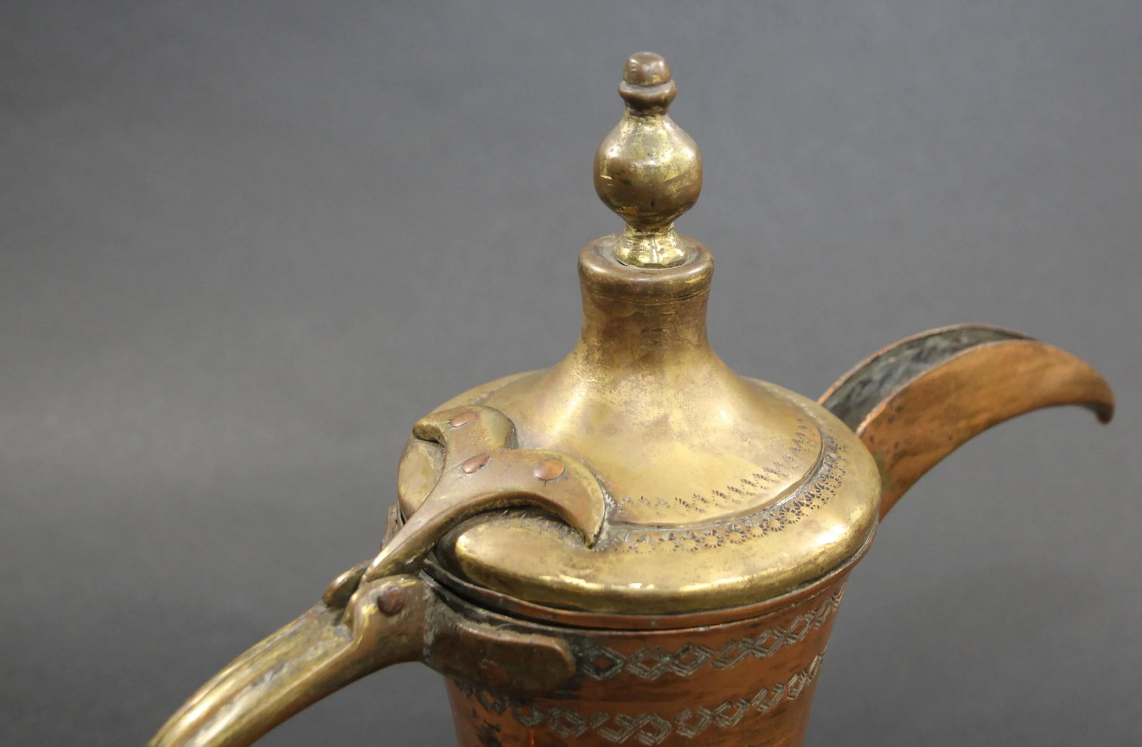 Antique Middle Eastern Dallah Arabic Coffee Pot - 3