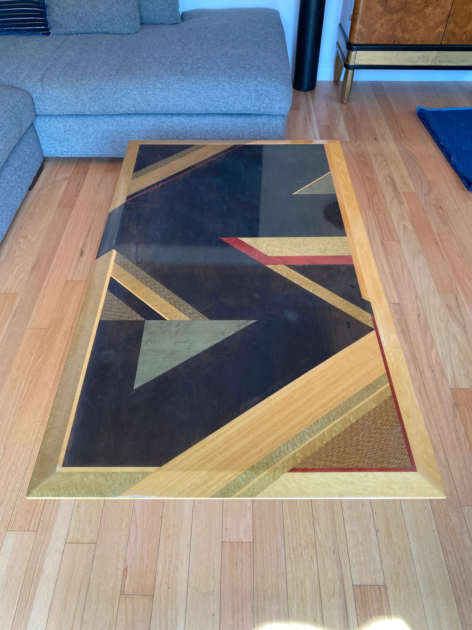 Rare Giovanni Offredi for Saporiti Italian Coffee Table - Geometric Dyed Wood Veneer Top & Sculptura - 11