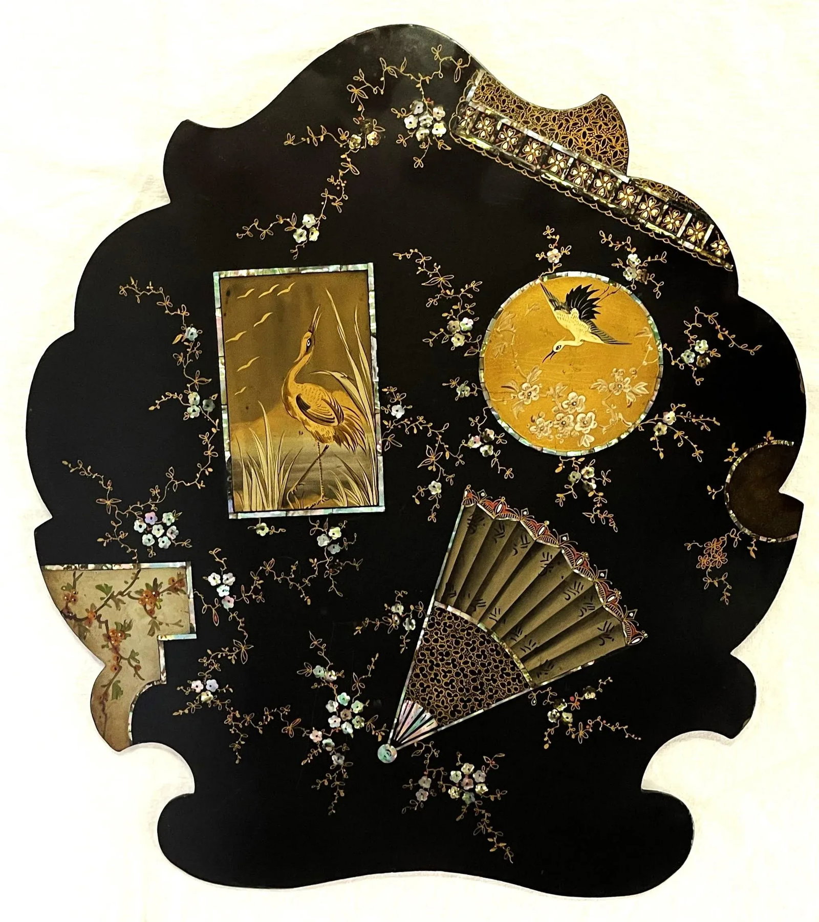 Early 20th Century Papier Mâché Decorative Wall Plaque With Mother-Of-Pearl Inlay - 13
