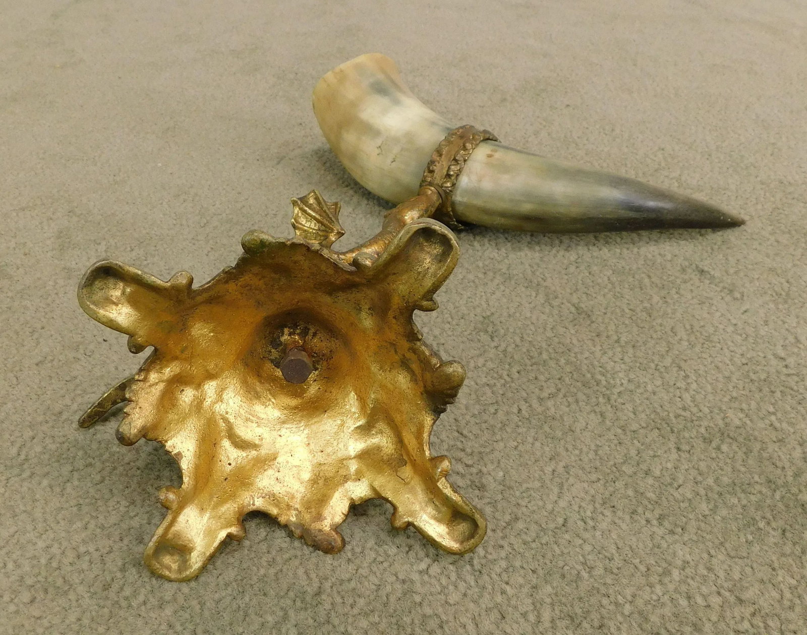 Antique Bronze Dragon Sculpture With Horn Vases - 10
