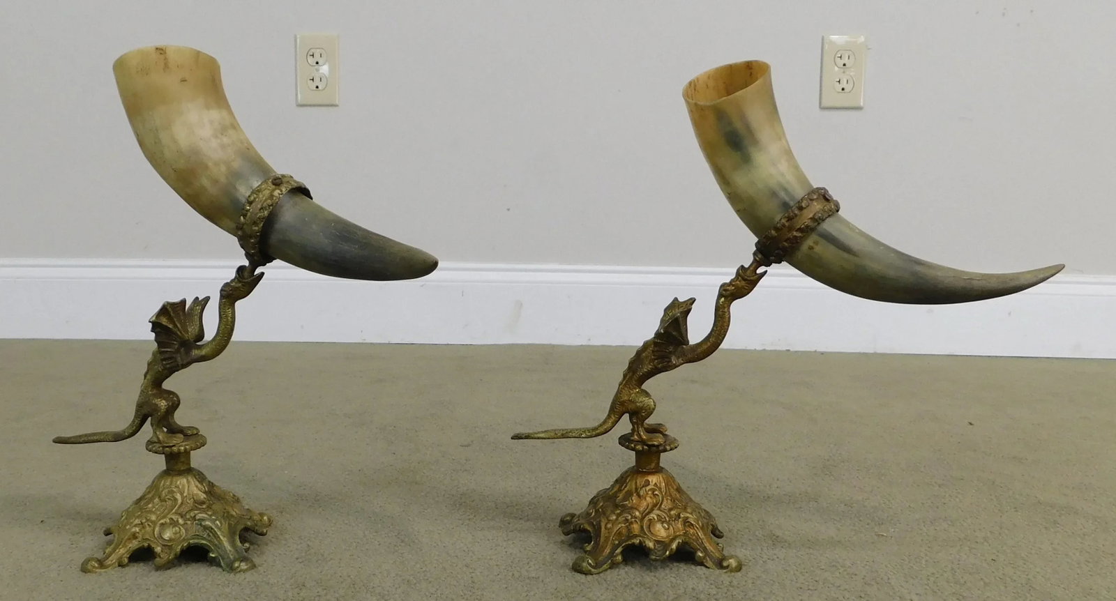 Antique Bronze Dragon Sculpture With Horn Vases - 2