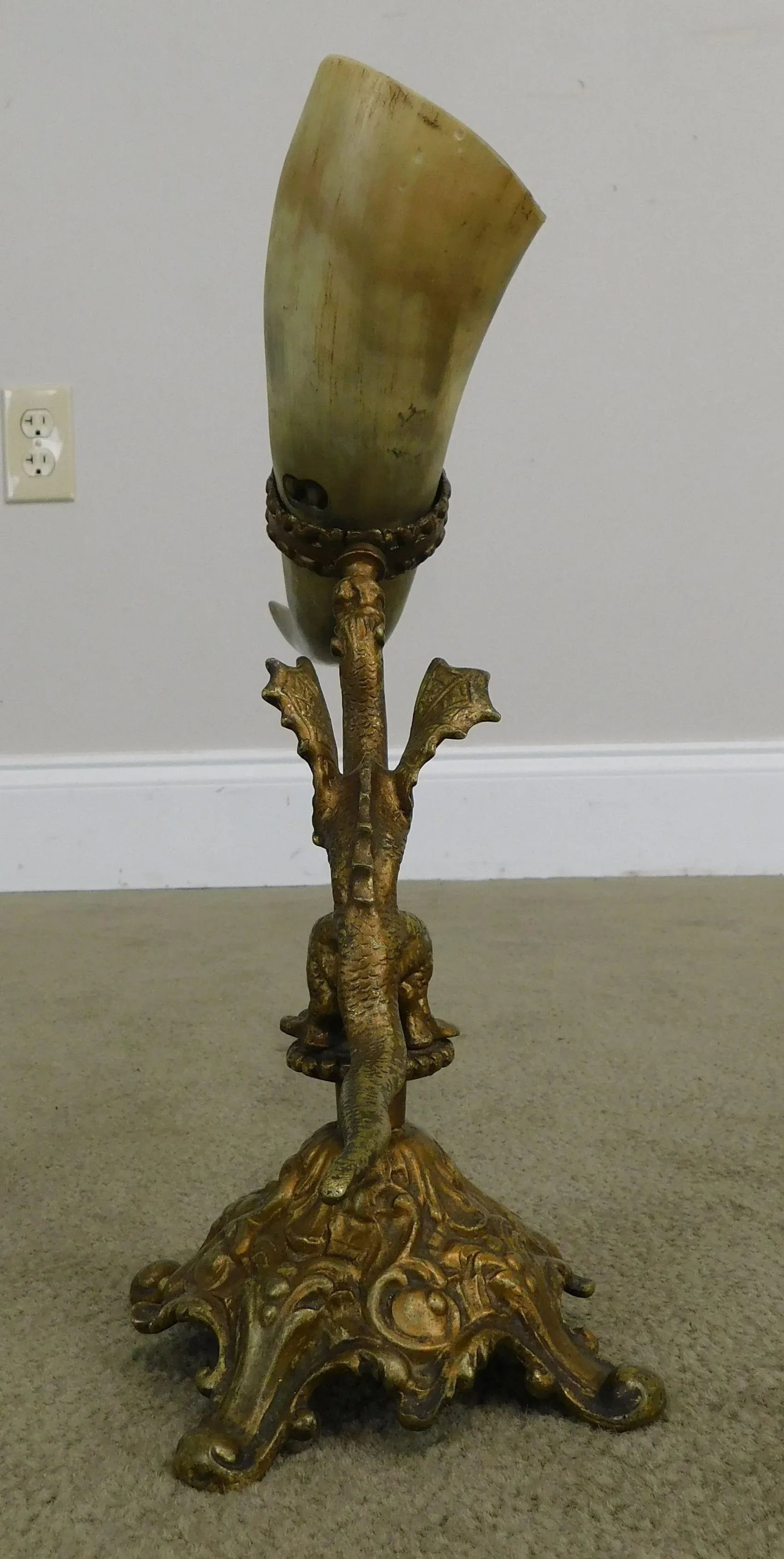 Antique Bronze Dragon Sculpture With Horn Vases - 6