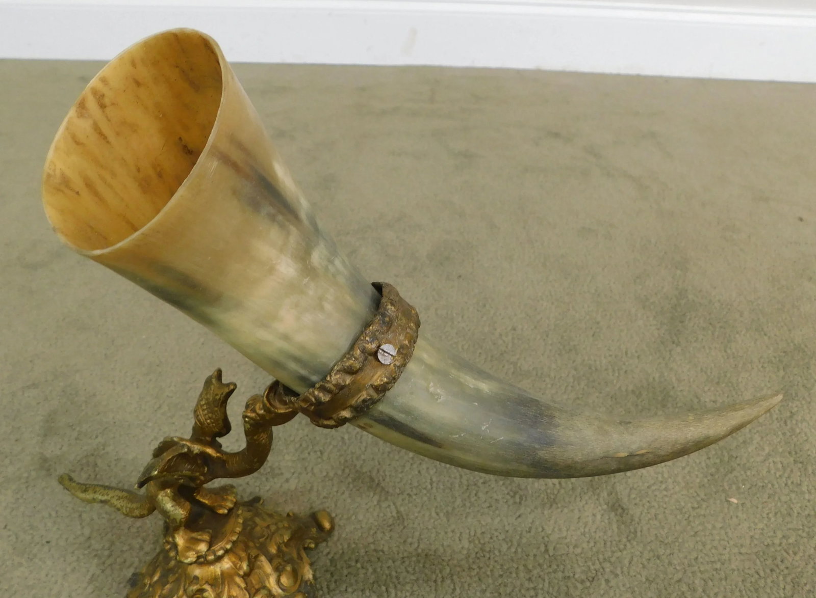 Antique Bronze Dragon Sculpture With Horn Vases - 8