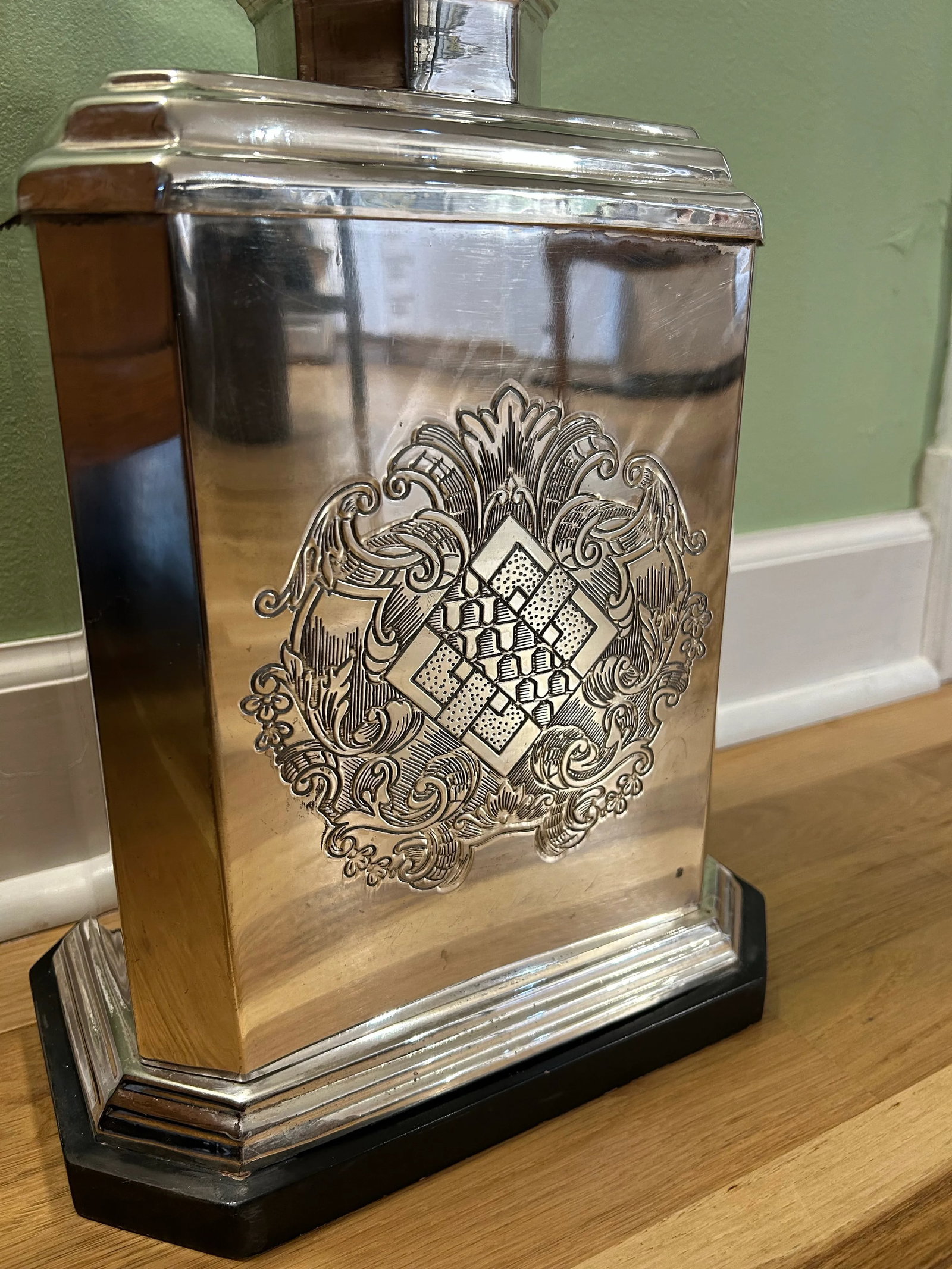 1991 Mario Buatta for Frederick Cooper Silver Plate Tea Caddy Canister Lamp - 3