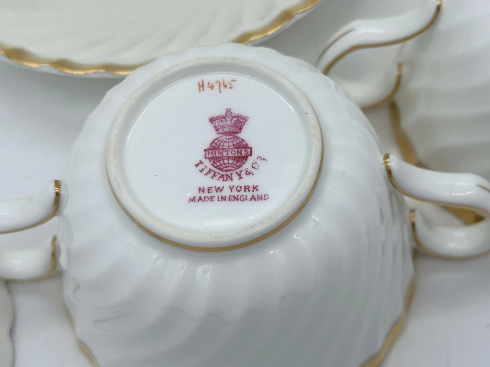 12 Tiffany & Company Mintons 'Gold Crocus' Pattern Twin handled Cups & Saucers - 2