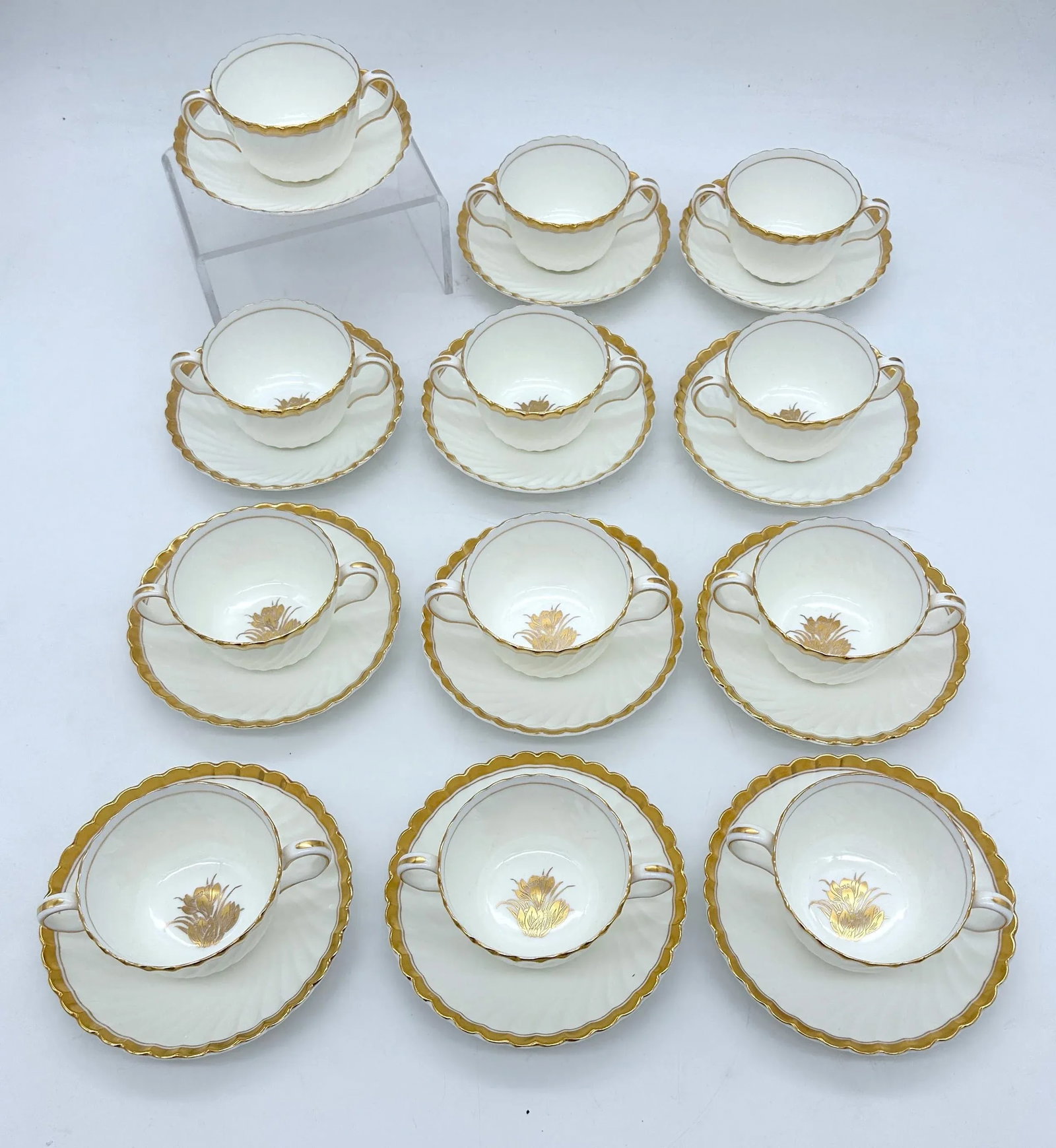 12 Tiffany & Company Mintons 'Gold Crocus' Pattern Twin handled Cups & Saucers - 4