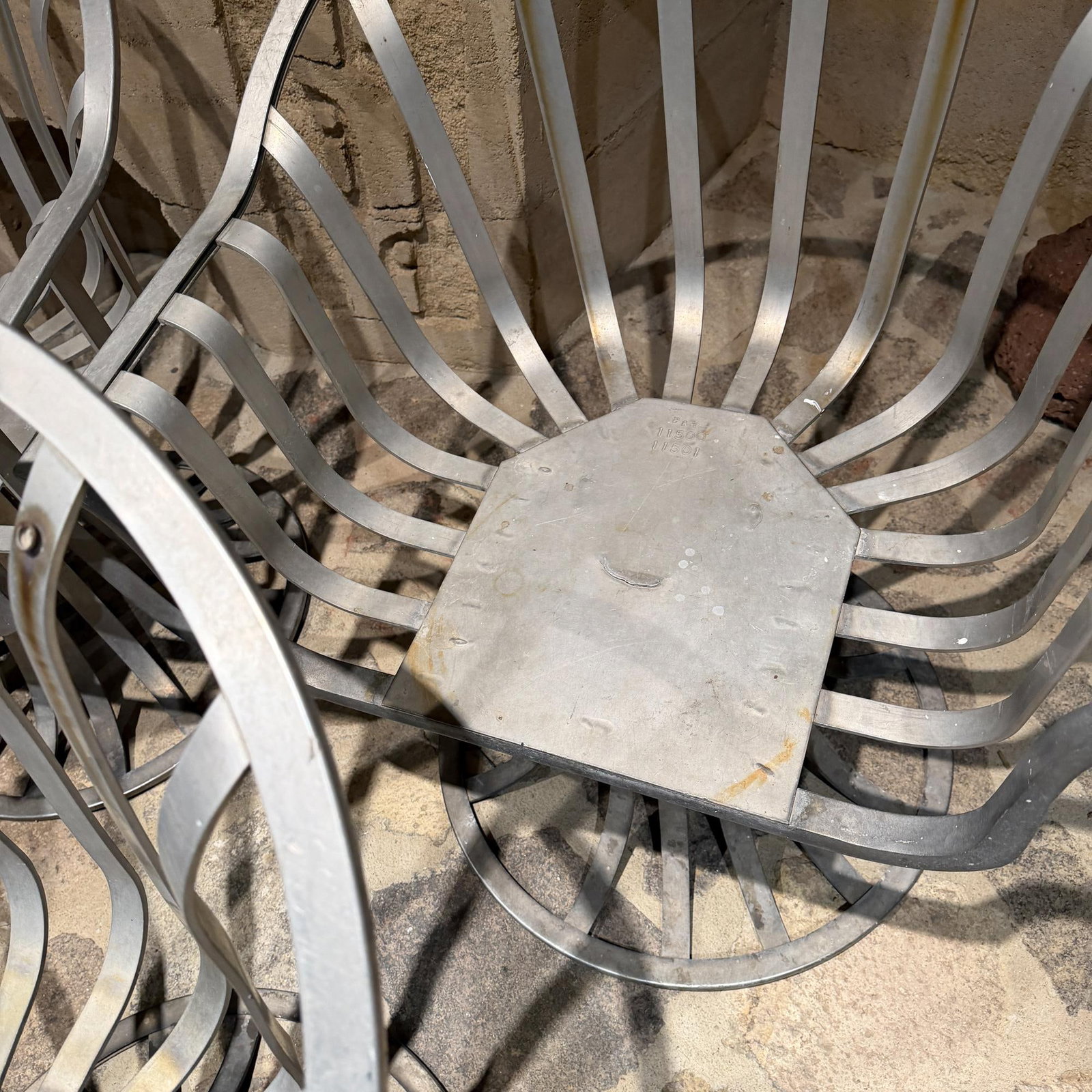 Mid-Century Modern Tulip Patio Armchairs by Herbert Saiger for Russell Woodard - 11