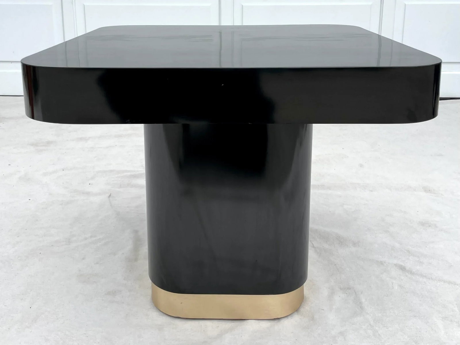 1980's Postmodern Black and Gold Laminate Pedestal Side Table - 11