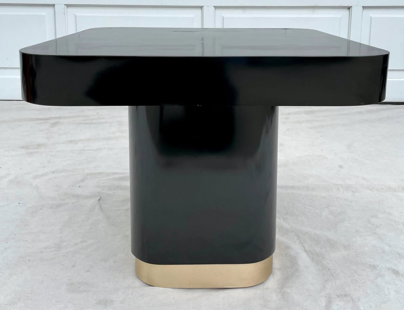 1980's Postmodern Black and Gold Laminate Pedestal Side Table - 2