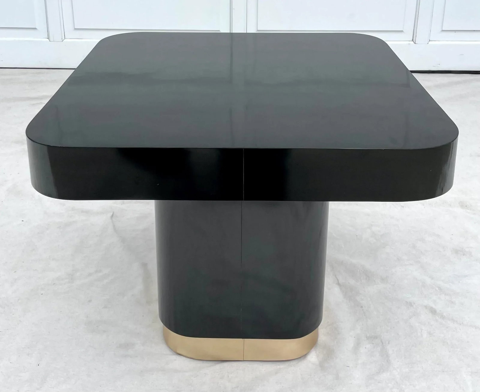 1980's Postmodern Black and Gold Laminate Pedestal Side Table - 6