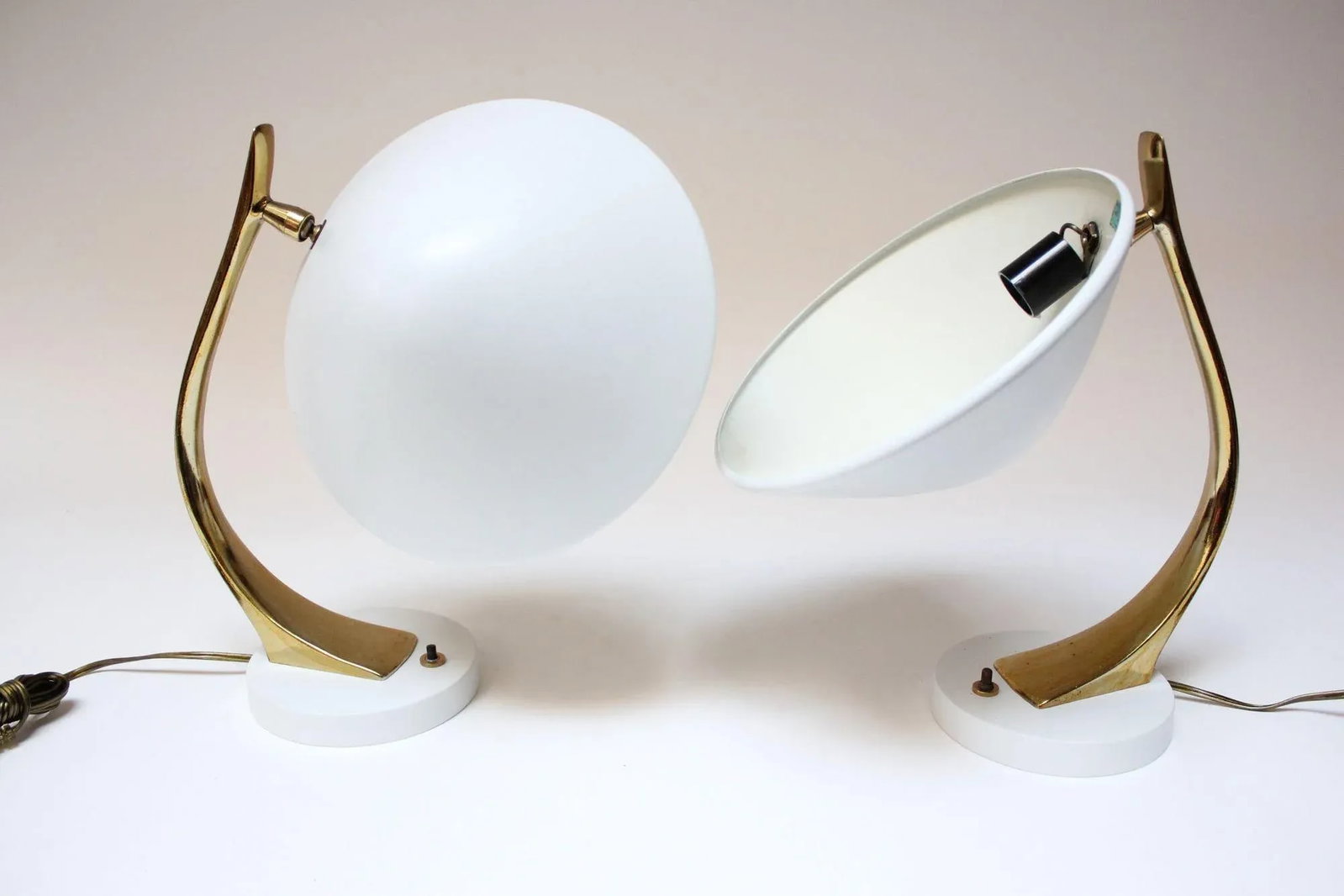 Pair of Vintage Sculptural Adjustable Metal and Brass Finish Table Lamps by Laurel - 3