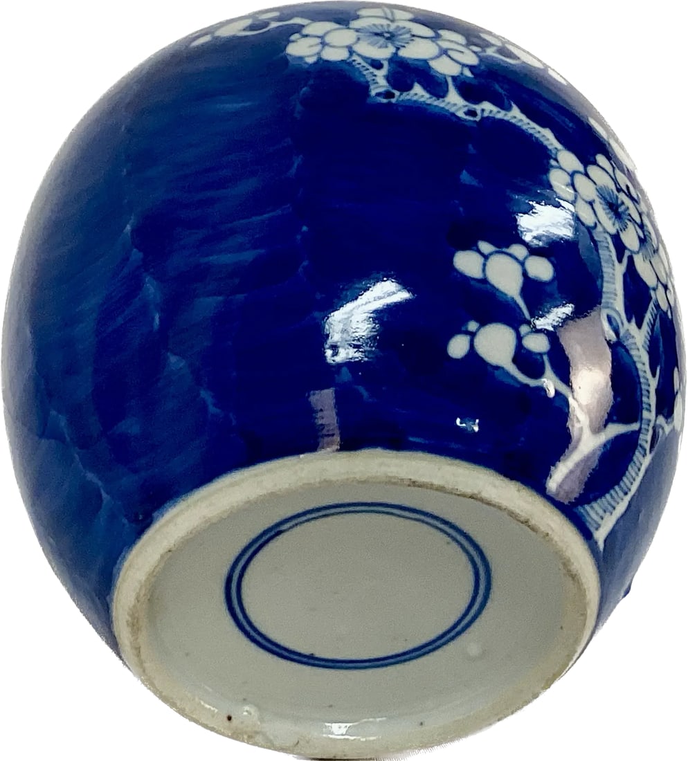 Late 19th Century Chinese Blue and White Porcelain Ginger Jar Vase - 6
