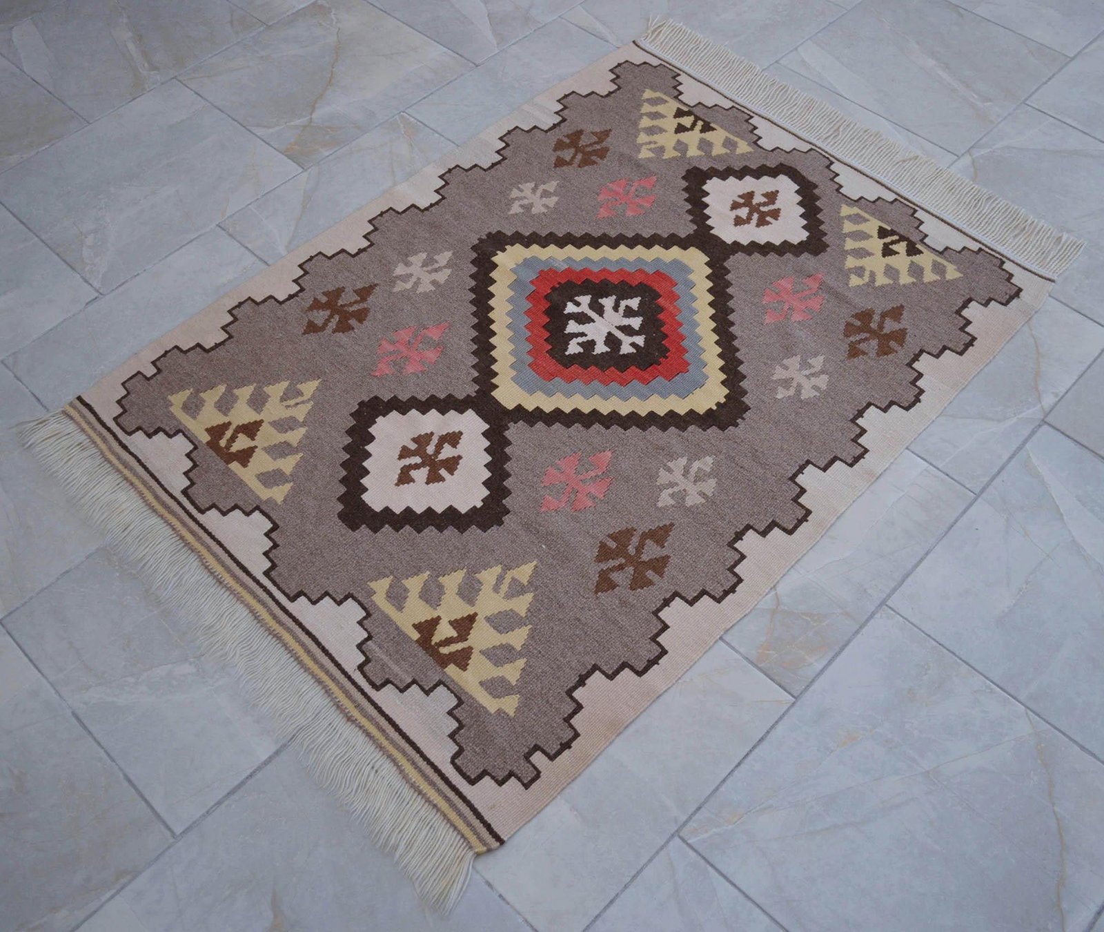 1980s Navajo Style Kilim Rug Hand Woven Flat Weave Area Rug 3x4 Ft - 4