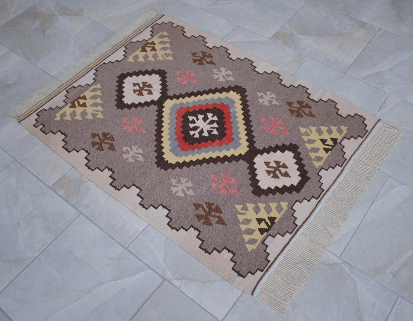1980s Navajo Style Kilim Rug Hand Woven Flat Weave Area Rug 3x4 Ft - 6