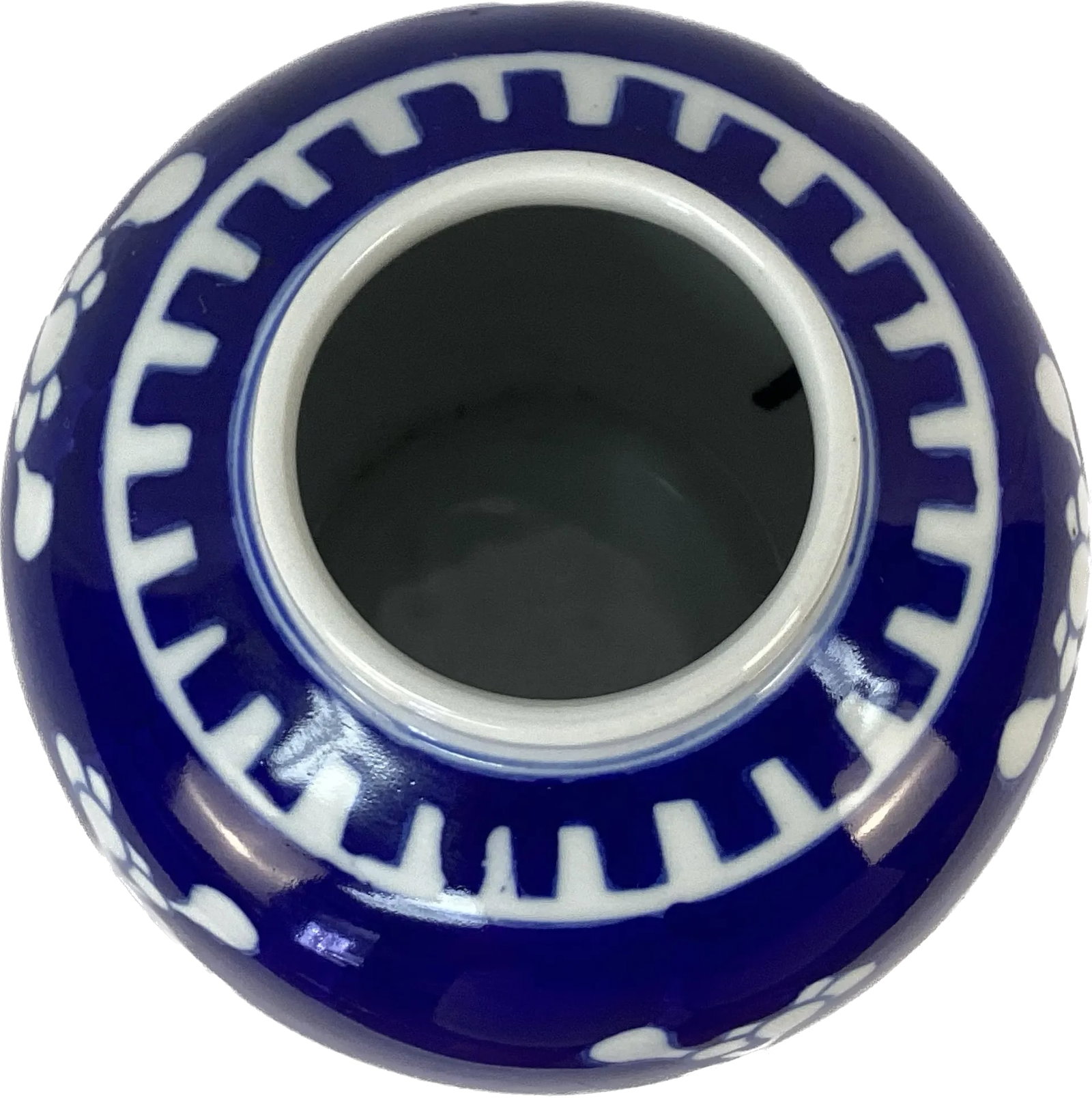 Late 19th Century Chinese Blue and White Porcelain Ginger Jar Vase - 4