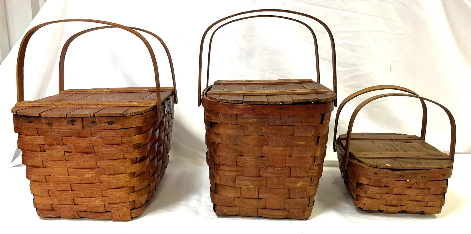 Early 1900's Primitive Wov-N-Wood by JeryWil Lidded Baskets- Set of 3 - 5