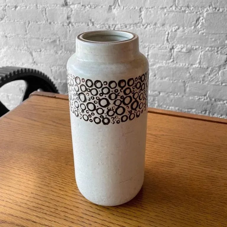 1960s Scandinavian Modern "Kreta" Vase by Britt-Louise Sundell for Gustavsberg Studio - 5