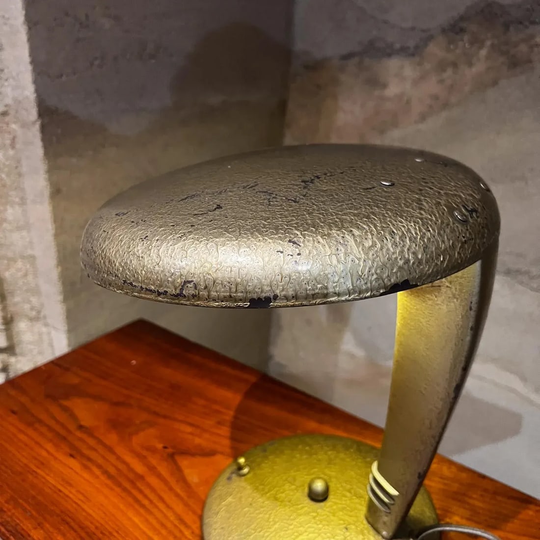 1947 Antique Gold Cobra Desk Lamp by Jean Otis Reinecke Faries - 3