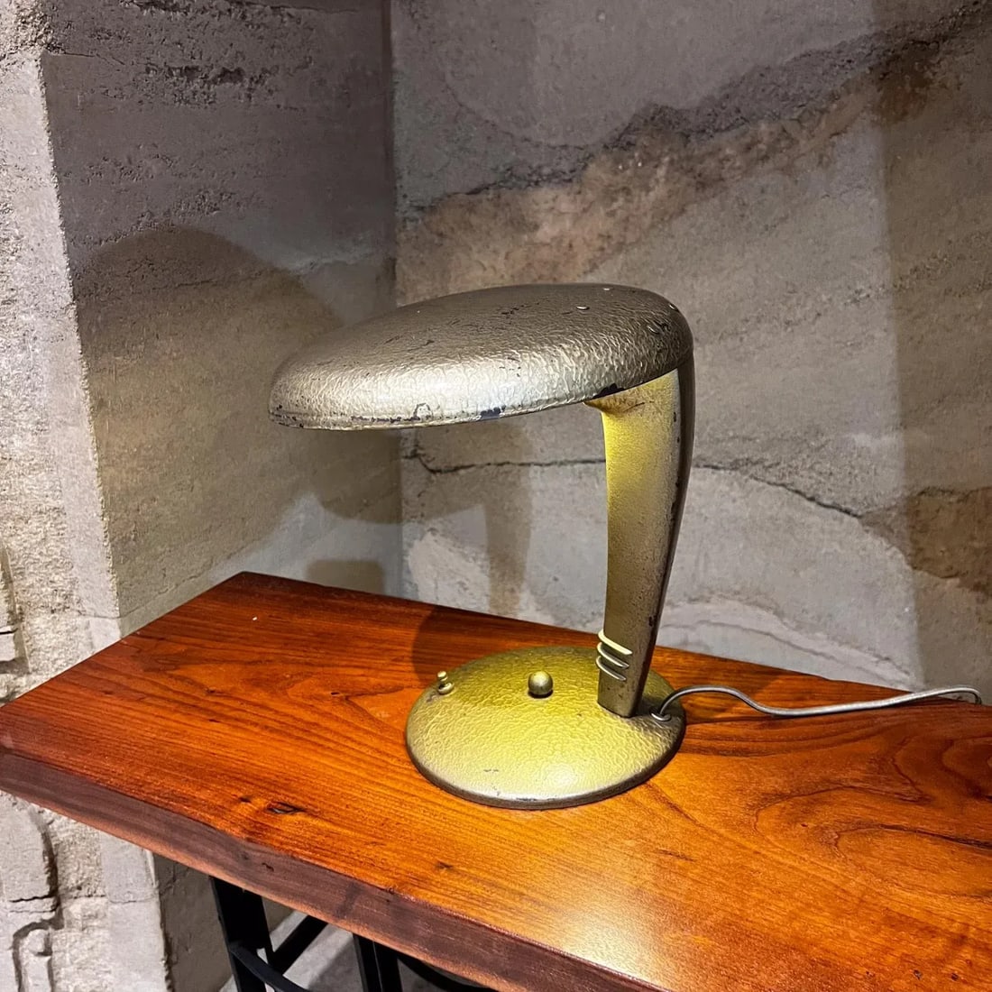 1947 Antique Gold Cobra Desk Lamp by Jean Otis Reinecke Faries - 9