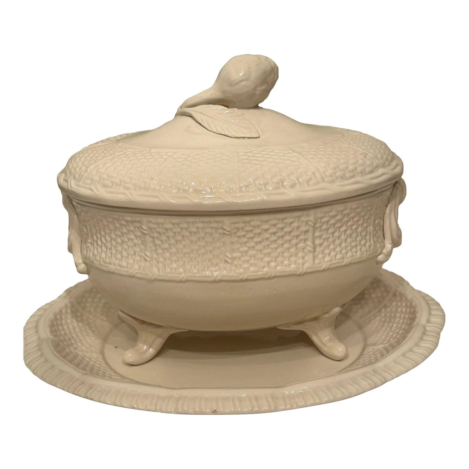 Petite Italian Basketweave Ceramic Tureen With Underplate – Vintage Set (1 of 12)