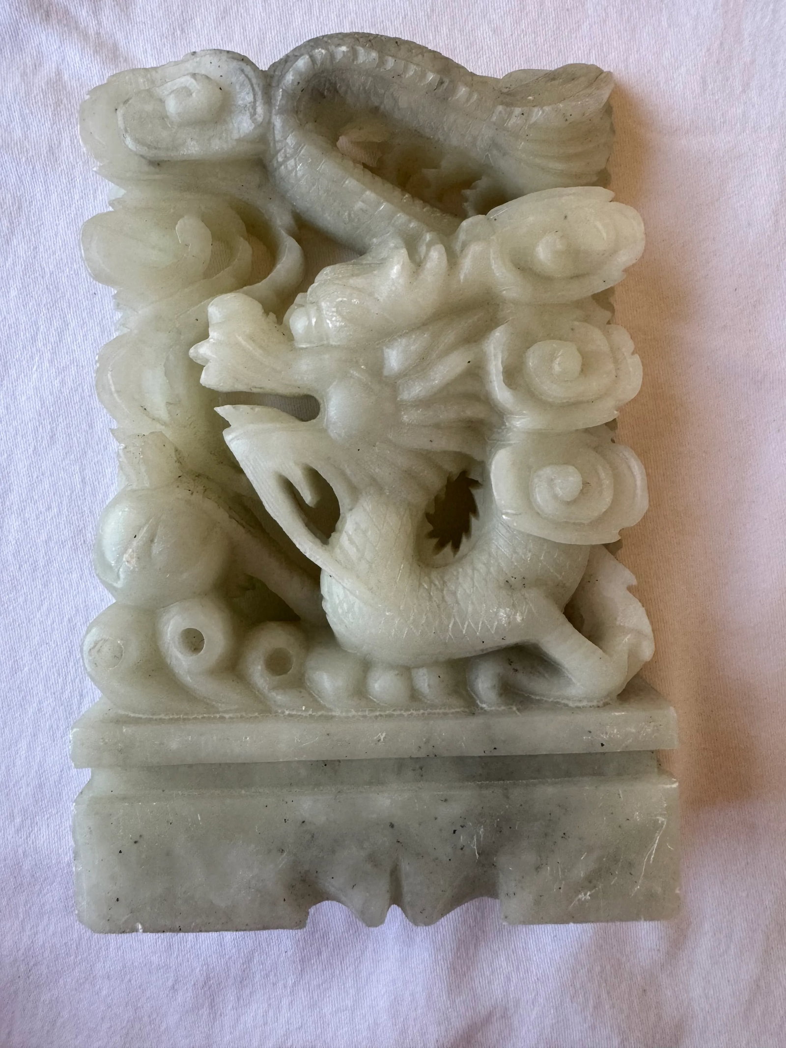 Pair of Late 19th Century Carved Onyx Dragon Asian Bookends - 4